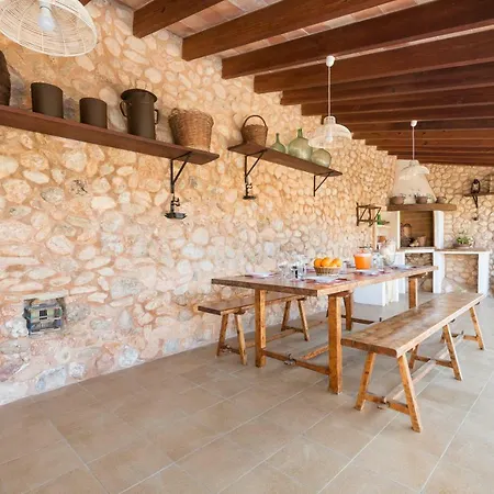 Coste Moragues Villa *