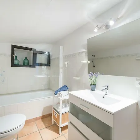 Coste Moragues Villa *