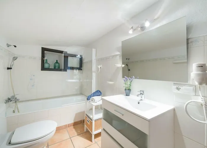 Coste Moragues Villa *